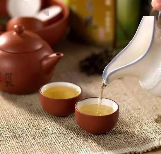 茶香裊裊間，品的是人生滋味