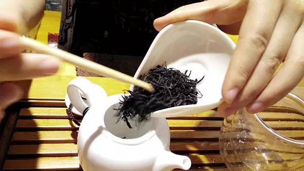 茶香潤州，匠心筑夢——潤州區“靜怡杯”高級茶藝師技能競賽側記
